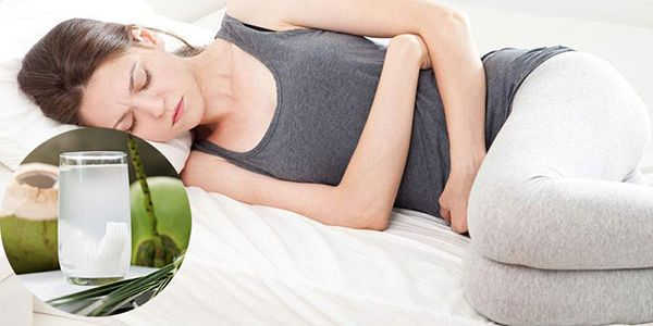 đau bụng kinh uống nước dừa đau bụng kinh uống nước dừa