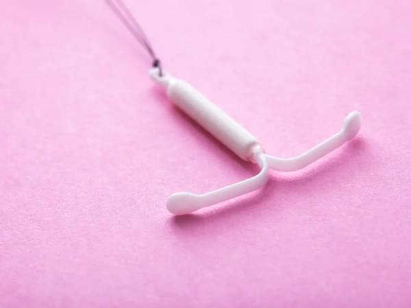 Vòng tránh thai nội tiết tố bằng nhựa
