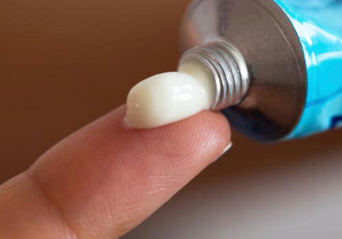 THUỐC TRỊ MỤN Ở BAO QUY ĐẦU LOẠI NÀO HIỆU QUẢ NHẤT ? 3 thuoc boi dac tri ngua biu loai nao tot