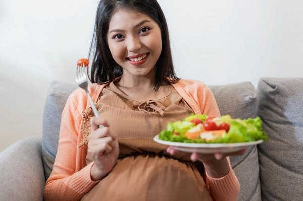 dinh dưỡng cho bà bầu cẩm nang mang thai