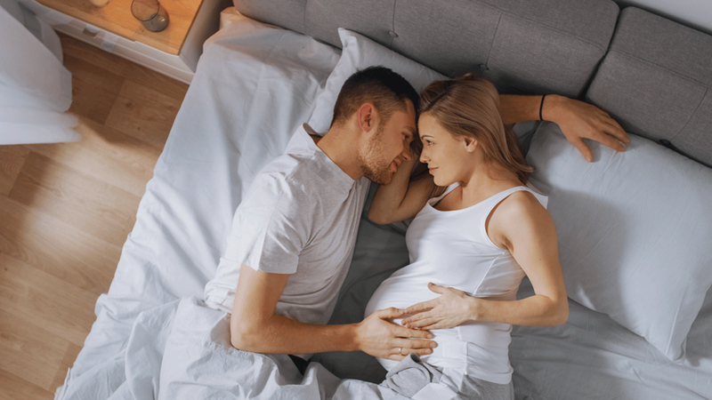 QUAN HỆ KHI MANG THAI CÓ AN TOÀN KHÔNG ? 1 tu the qh khi mang thai